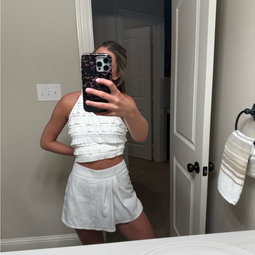 White skort